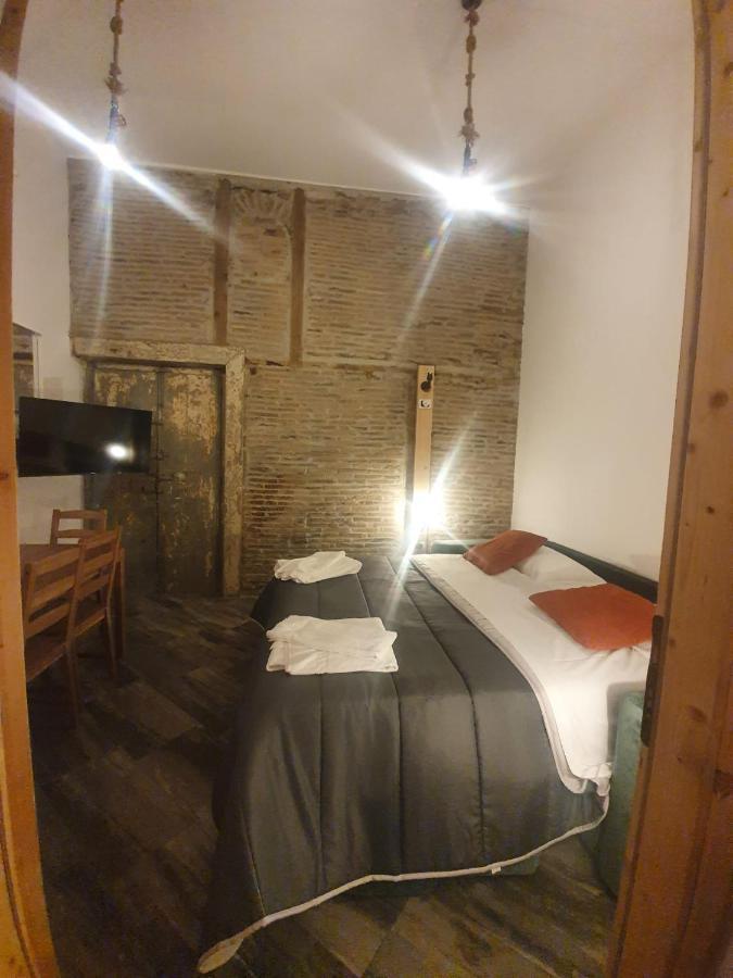 Palazzo San Vincenzo Panzió Nápoly Kültér fotó